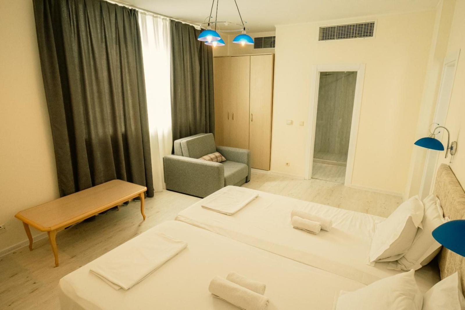 Grand Nirvana Hotel 4*